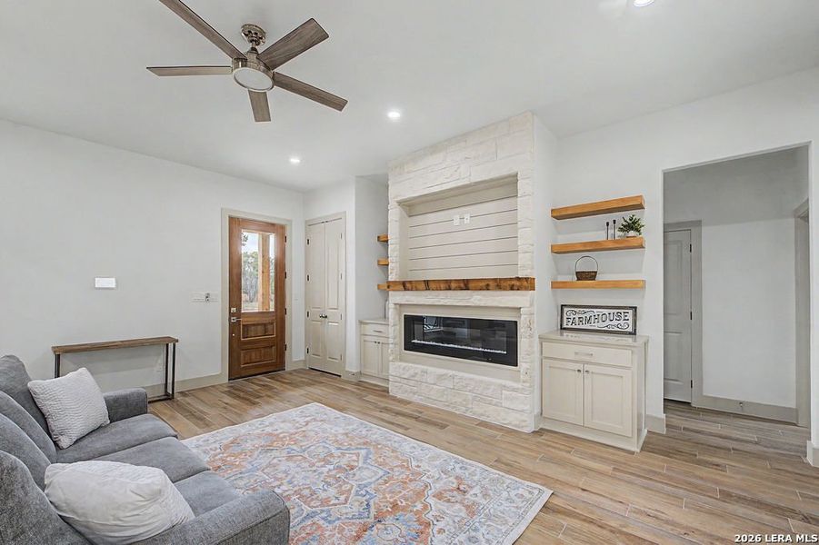 Furnished interior view inside a new home in , Wimberley (Image 25).