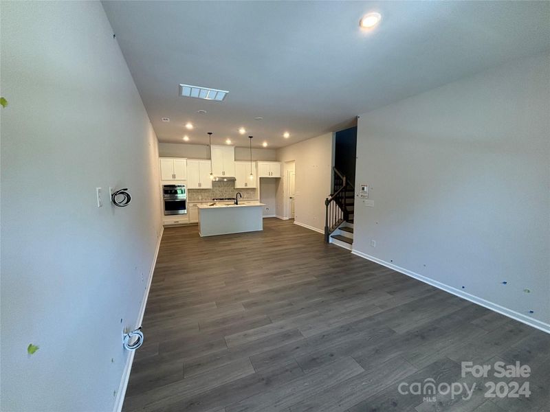 Open plan - 10' ceilings on 1st floor