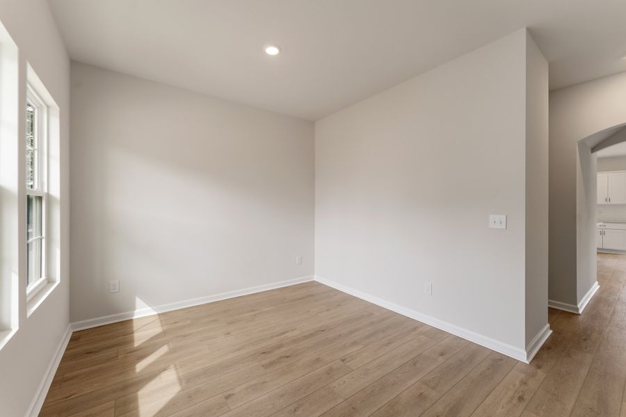 Spacious, unfurnished interior of a new home in Mayfair Village, Spartanburg (Image 14).