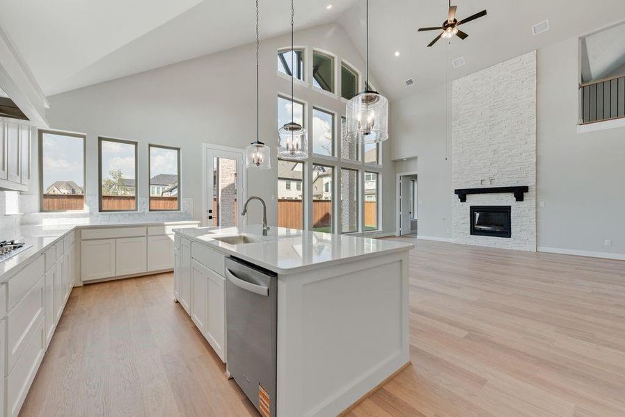 Furnished interior view inside a new home in Lake Forest, McKinney (Image 5).