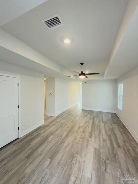 Spacious, unfurnished interior of a new home in Allison Acres, Cantonment (Image 10).