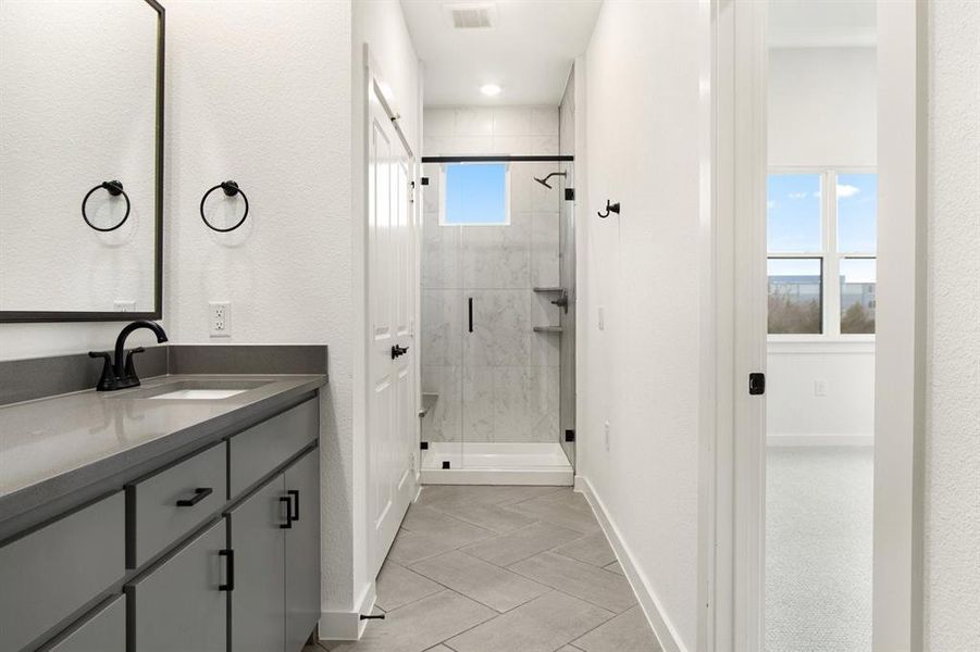 018-1435AzaleaDrive-Melissa-TX-75454-PrimaryBathroom.jpg-SMALL 018-1435AzaleaDrive-Melissa-TX-75454-PrimaryBathroom.jpg-SMALL