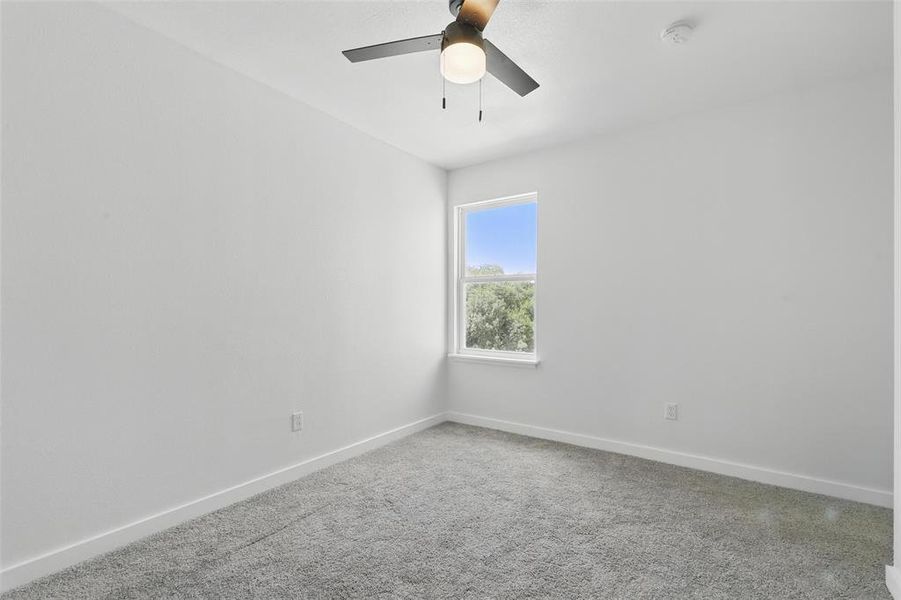 Spacious, unfurnished interior of a new home in , Granbury (Image 33).