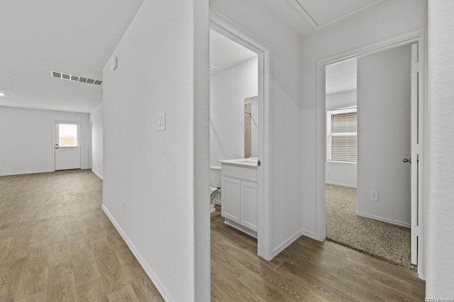 Spacious, unfurnished interior of a new home in Hickory Ridge, Elmendorf (Image 29).