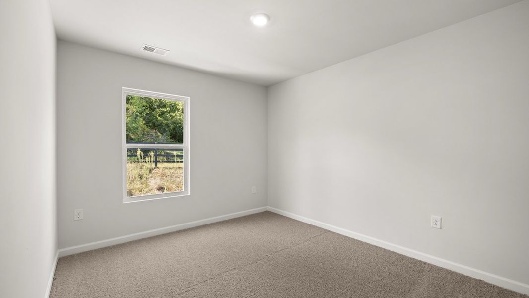 Spacious, unfurnished interior of a new home in Oakleigh Glen, Dallas (Image 25).