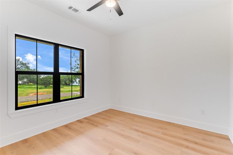 Spacious, unfurnished interior of a new home in , Cottonwood Shores (Image 32).