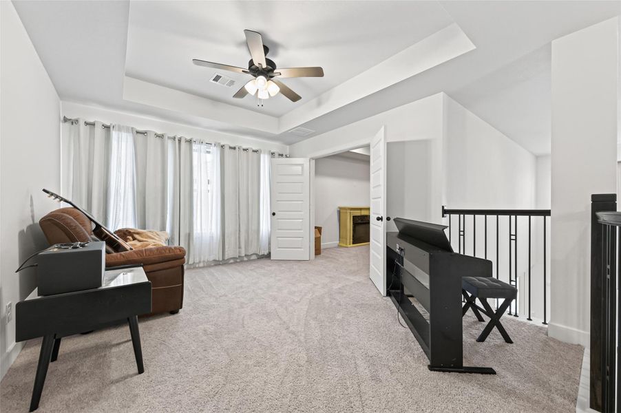Furnished interior view inside a new home in Sunterra, Katy (Image 38). Furnished interior view inside a new home in Sunterra, Katy (Image 38).