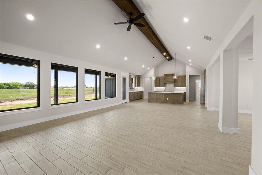 2850 FM No 878-Living Room-2