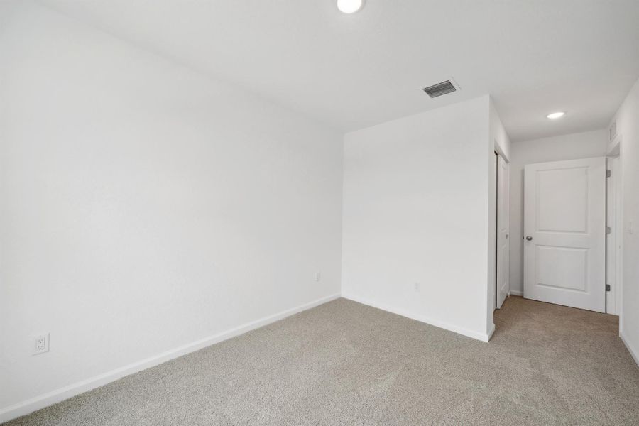 Spacious, unfurnished interior of a new home in , Stuart (Image 21).