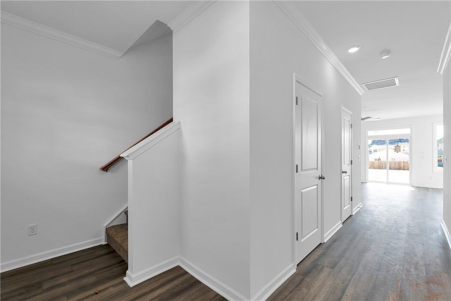 Spacious, unfurnished interior of a new home in Brownstone Park, Easley (Image 10).