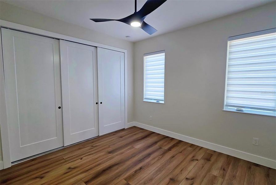 Spacious, unfurnished interior of a new home in , Sarasota (Image 70).