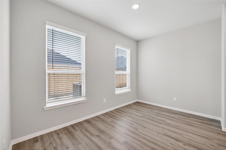Spacious, unfurnished interior of a new home in Rollingbrook Estates, Baytown (Image 21). Spacious, unfurnished interior of a new home in Rollingbrook Estates, Baytown (Image 21).