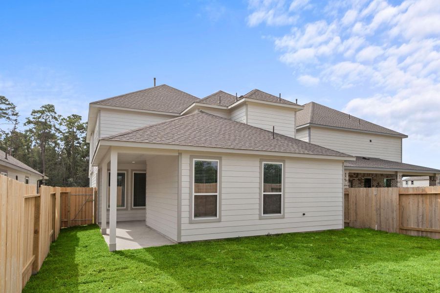 Exterior details and patio area of a home in Cypresswood Landing, Humble (Image 4). Exterior details and patio area of a home in Cypresswood Landing, Humble (Image 4).