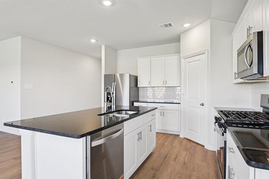 Furnished interior view inside a new home in Lakehaven - Signature Series, Farmersville (Image 17). Furnished interior view inside a new home in Lakehaven - Signature Series, Farmersville (Image 17).