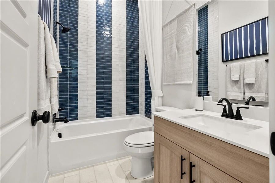 Furnished interior view inside a new home in Stream Waters, Seguin (Image 35).