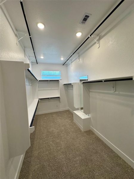 Spacious, unfurnished interior of a new home in Briarley, Montgomery (Image 32).