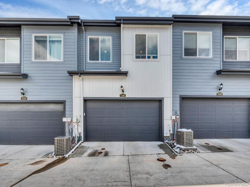 Image 35 of a home in Green Gables.