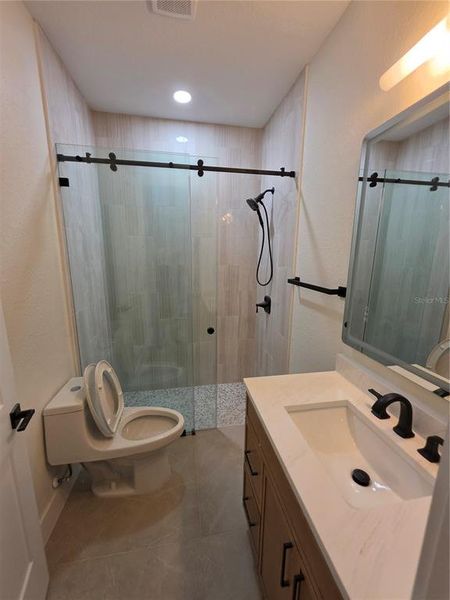 Furnished interior view inside a new home in , Punta Gorda (Image 13).