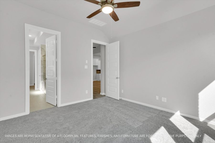 Spacious, unfurnished interior of a new home in River Ranch 55', Dayton (Image 27).