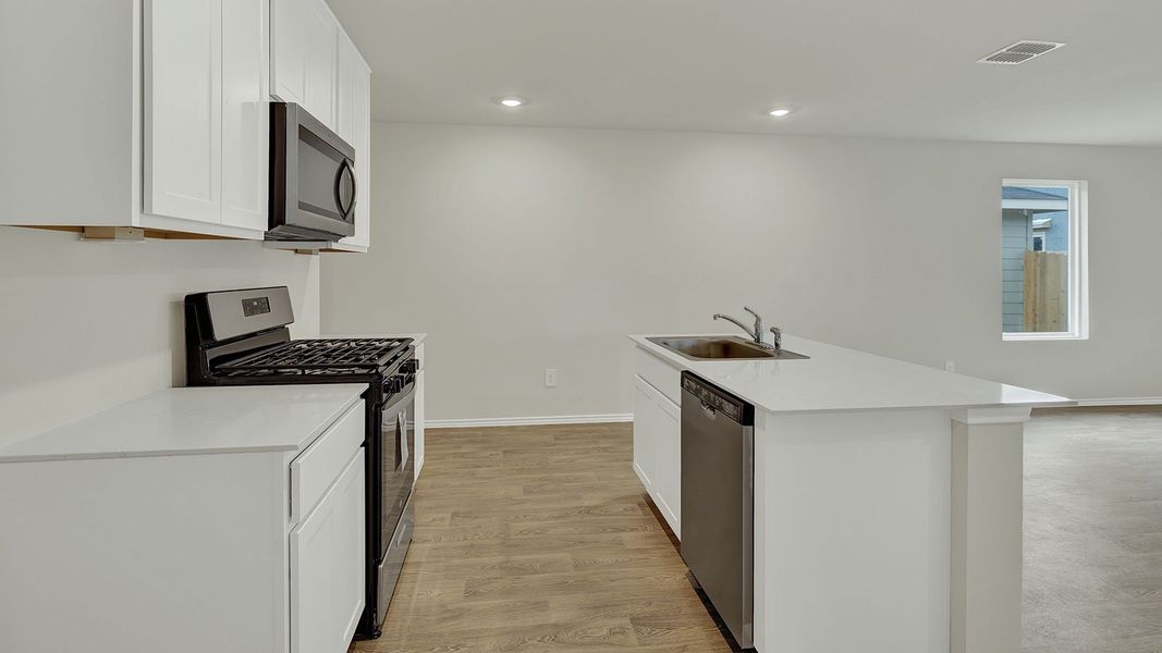 Furnished interior view inside a new home in Sunset Oaks, Maxwell (Image 7).