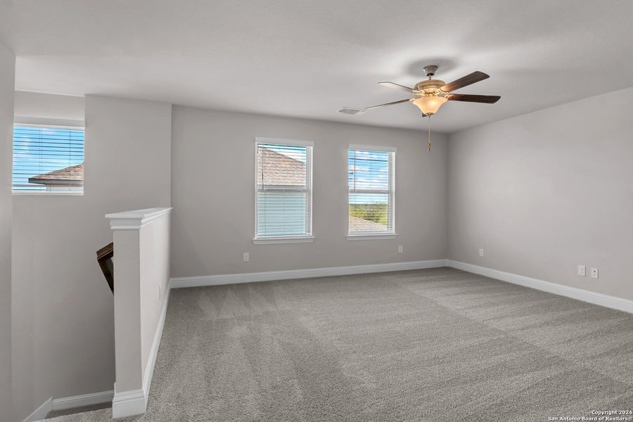 Spacious, unfurnished interior of a new home in Morgan Meadows, San Antonio (Image 35). Spacious, unfurnished interior of a new home in Morgan Meadows, San Antonio (Image 35).