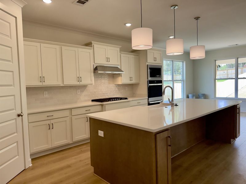 Furnished interior view inside a new home in White Oak, Arlington (Image 6).