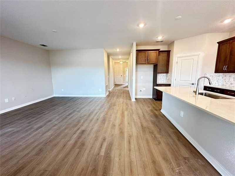 Spacious, unfurnished interior of a new home in Berry Bay, Wimauma (Image 12).