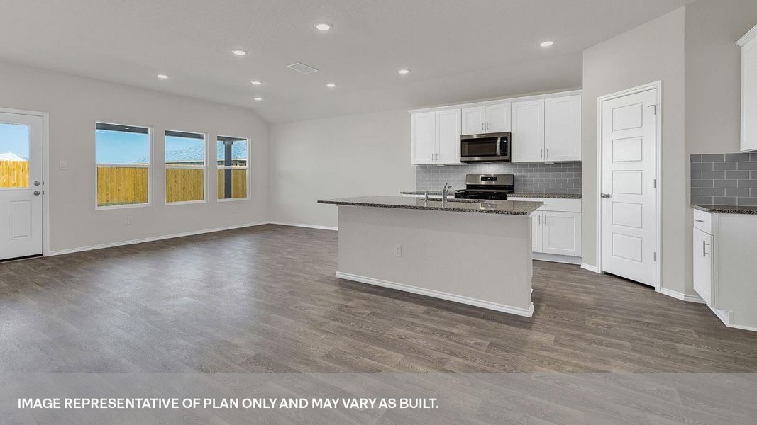 Furnished interior view inside a new home in Paramount, Kyle (Image 10).