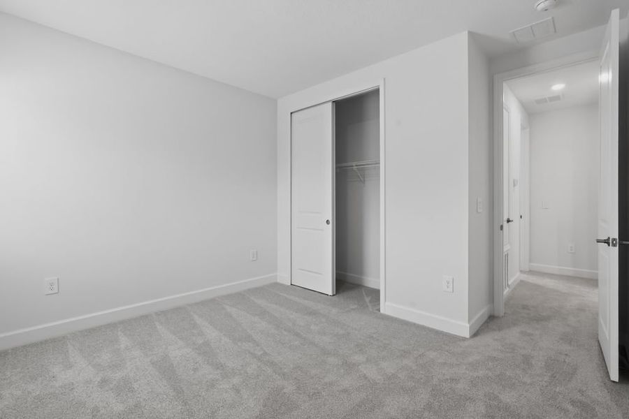 Spacious, unfurnished interior of a new home in Firethorn, Parrish (Image 19).