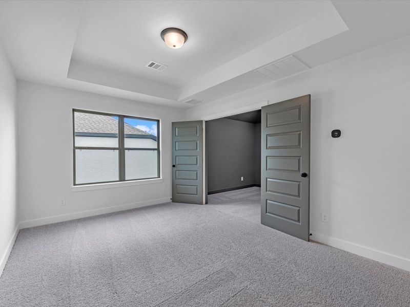 Representative image. Features, specifications, selections and colors may vary. Representative image. Features, specifications, selections and colors may vary.