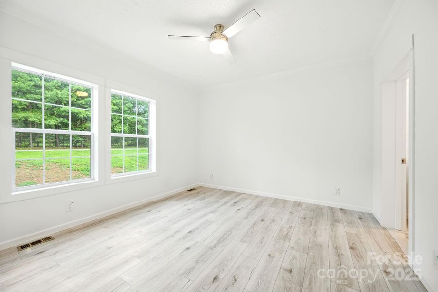 Spacious, unfurnished interior of a new home in , Statesville (Image 28).