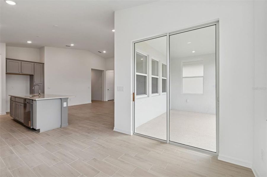 Spacious, unfurnished interior of a new home in Isles at Bayview, Parrish (Image 44). Spacious, unfurnished interior of a new home in Isles at Bayview, Parrish (Image 44).