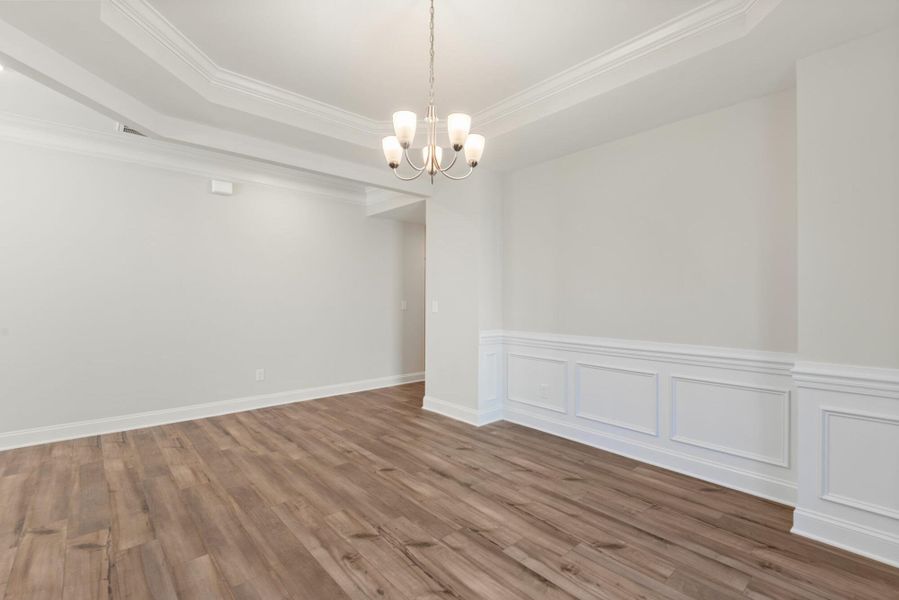 Spacious, unfurnished interior of a new home in Wexford, Elon (Image 22).