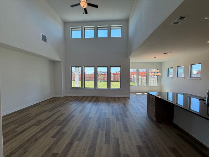 Spacious, unfurnished interior of a new home in Lariat, Liberty Hill (Image 34).
