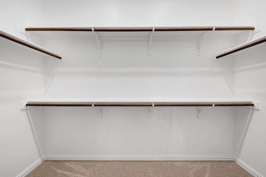 Spacious, unfurnished interior of a new home in Heritage, Dripping Springs (Image 27).