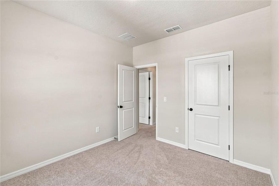 Spacious, unfurnished interior of a new home in , St. Cloud (Image 13).