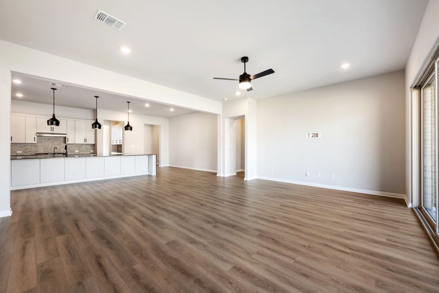 Representative unfurnished interior of a home built from the Maxwell by Ashton Woods in The Estates at La Cima, San Marcos (Image 48). Representative unfurnished interior of a home built from the Maxwell by Ashton Woods in The Estates at La Cima, San Marcos (Image 48).
