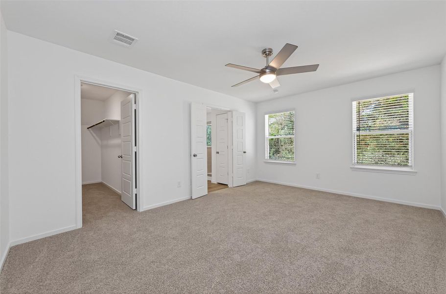 Spacious, unfurnished interior of a new home in Enclave at Willis, Willis (Image 40).