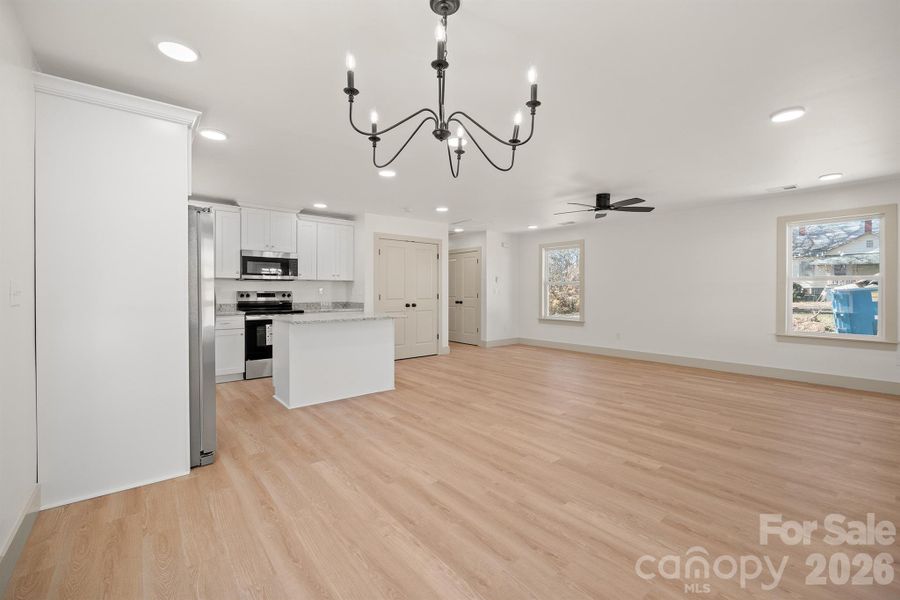 Spacious, unfurnished interior of a new home in , Newton (Image 19).