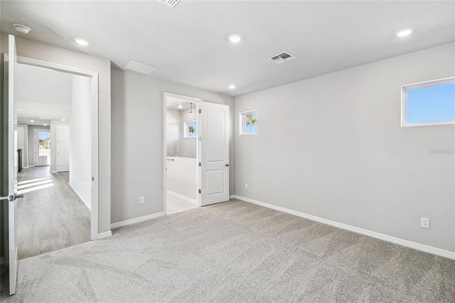 Spacious, unfurnished interior of a new home in , St. Cloud (Image 31). Spacious, unfurnished interior of a new home in , St. Cloud (Image 31).