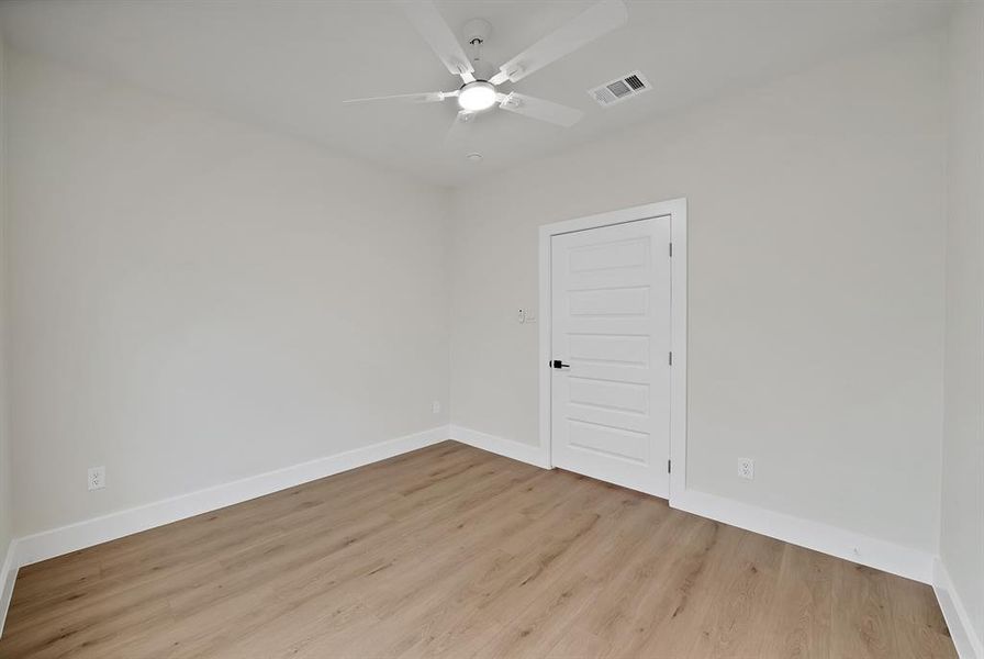 Spacious, unfurnished interior of a new home in , Decatur (Image 31).