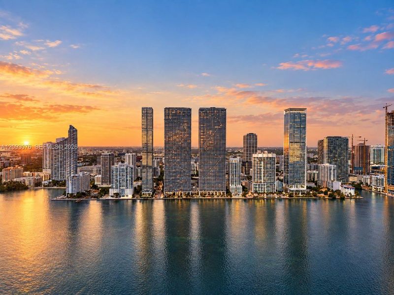 Condo located in Miami, FL showcasing its design and architecture (Image 36).