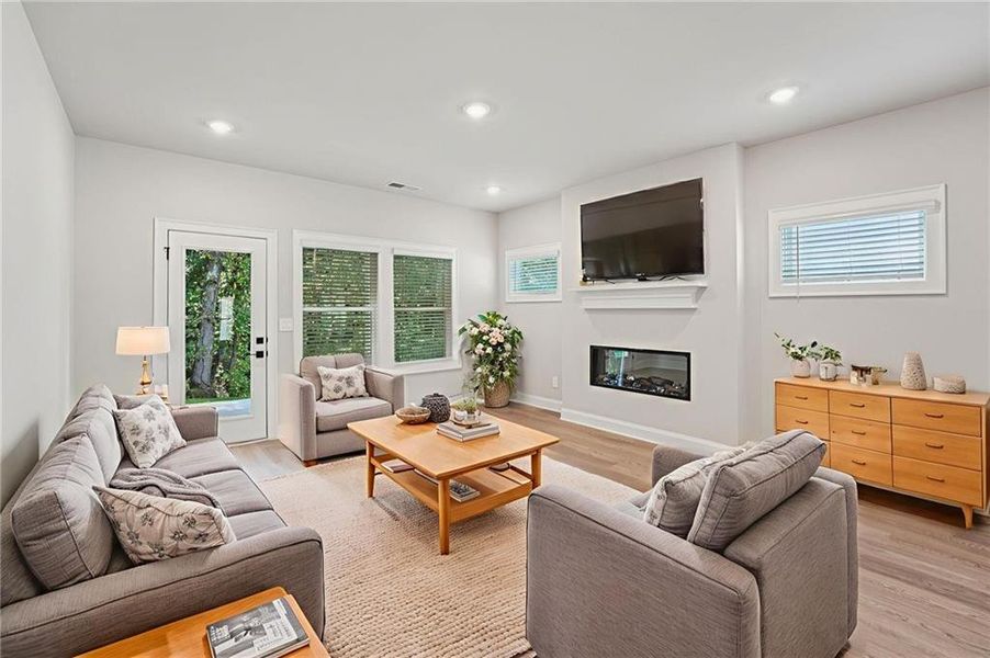 Furnished interior view inside a new home in Hemingway - Reserve Series, Cumming (Image 11). Furnished interior view inside a new home in Hemingway - Reserve Series, Cumming (Image 11).