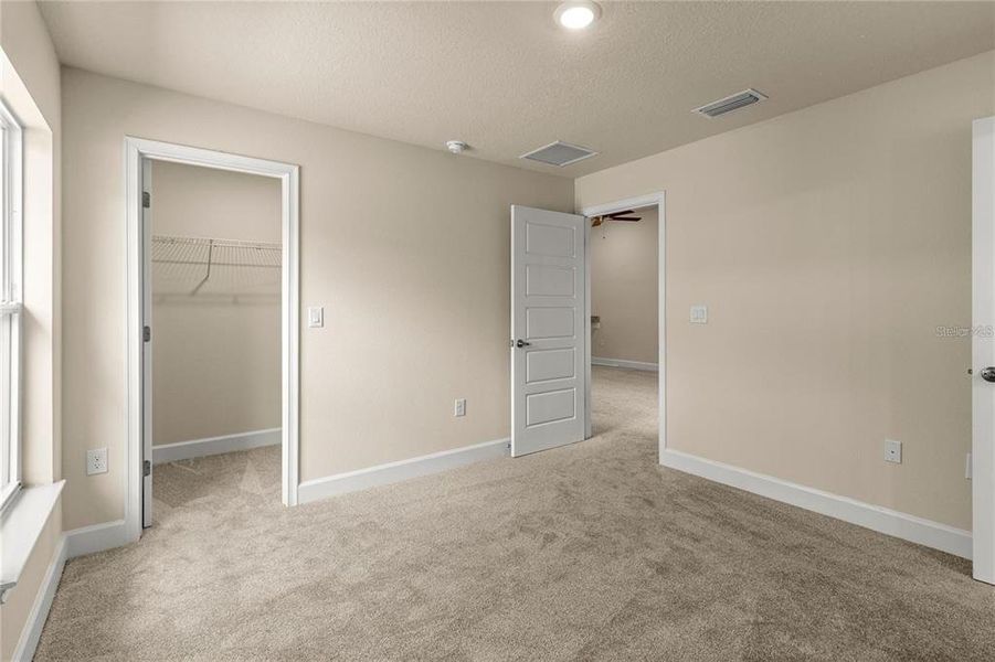 Spacious, unfurnished interior of a new home in Arbor Park, Leesburg (Image 18). Spacious, unfurnished interior of a new home in Arbor Park, Leesburg (Image 18).