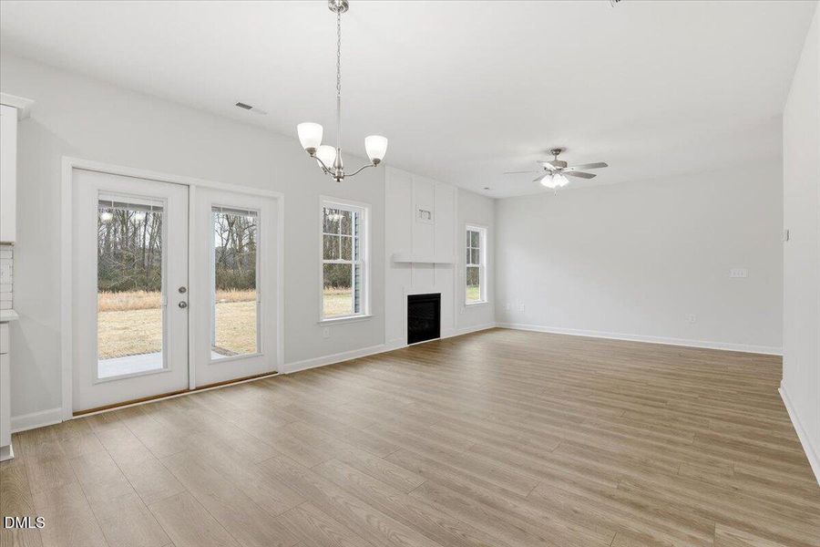 25-404 Creeks Edge Dr-25