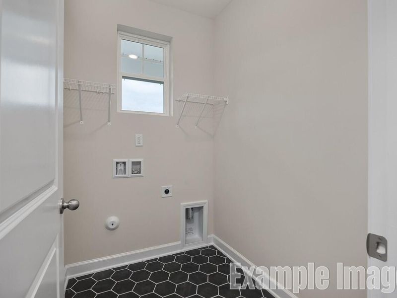 Spacious, unfurnished interior of a new home in Gregory Village, Lillington (Image 20).