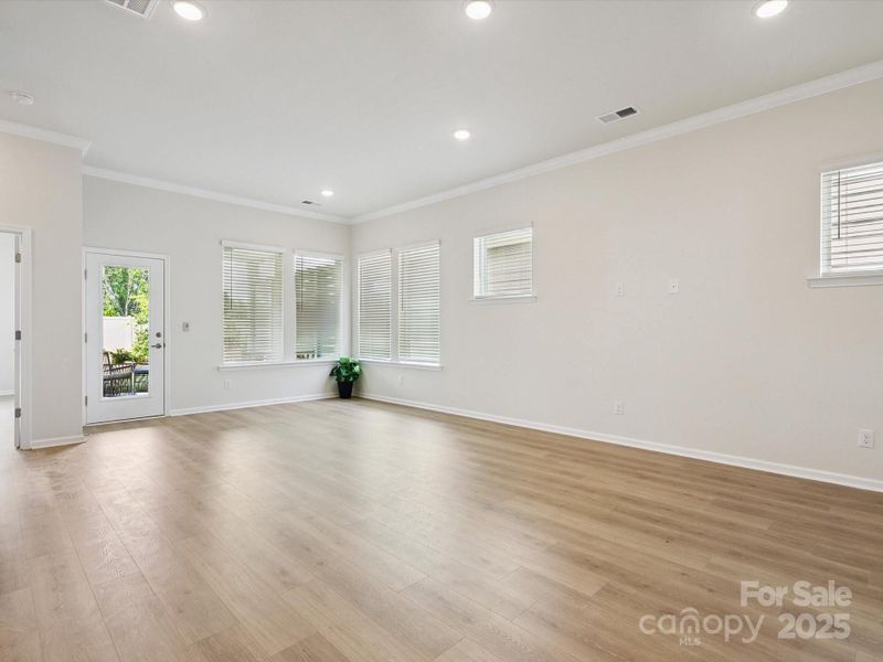 Spacious, unfurnished interior of a new home in Encore at Streamside - Classic Series, Waxhaw (Image 21).