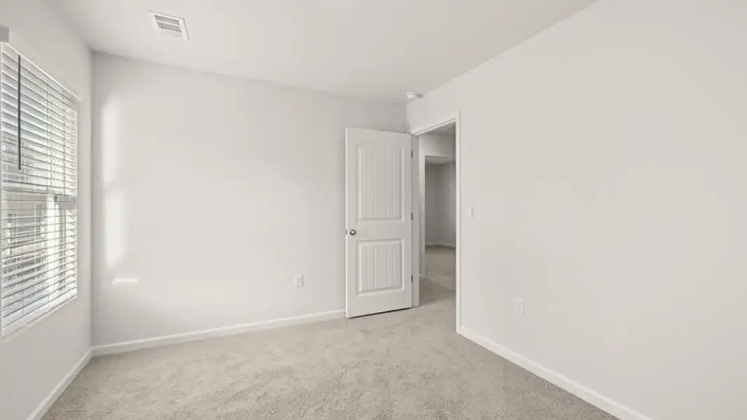 Spacious, unfurnished interior of a new home in Pointe Park, Union City (Image 27).