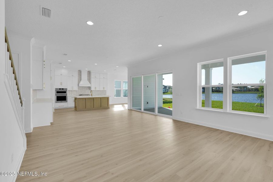 Spacious, unfurnished interior of a new home in Reflections at Nocatee, Ponte Vedra (Image 12).