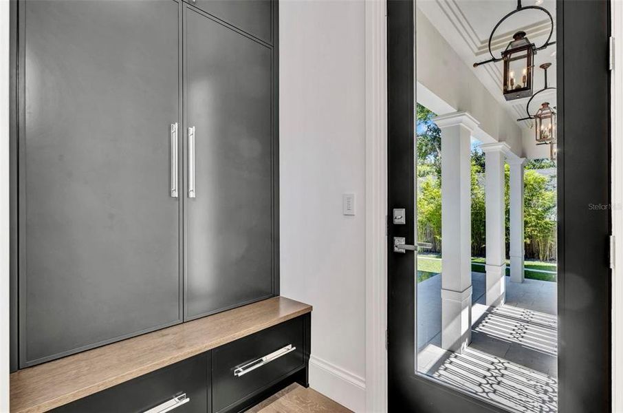 Spacious, unfurnished interior of a new home in , Winter Park (Image 27).